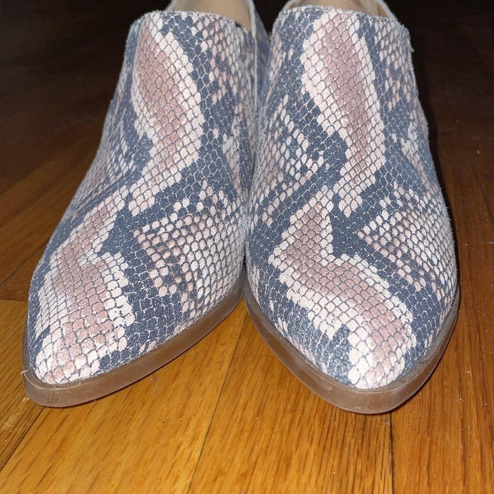 Lucky Brandy Tabea Leather Snakeskin Pattern Shoe/Ankle Bootie. Size 8.5. - Picture 6 of 11